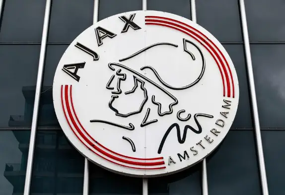 Ajax has received a €25,000 fine due to the abandoned match against Feyenoord.